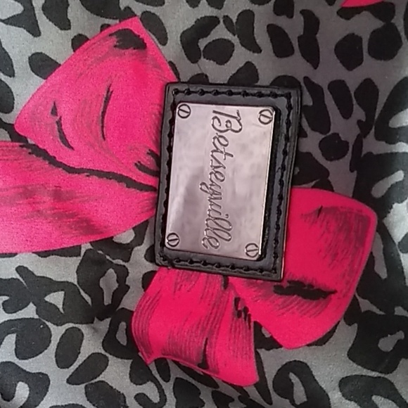 Sholder bag ,BESTYVILlE,NEW, without Tags!! - Picture 4 of 8